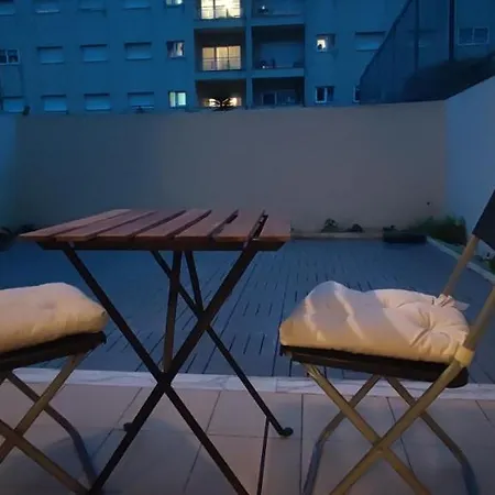 דירה Cozy Studio With Terrace